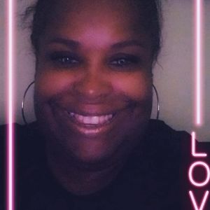 Meet your Posher, Suzette